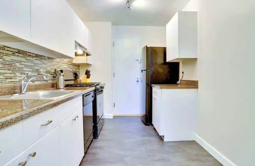 Clarendon Apartment | Barton Park Urban Retreat