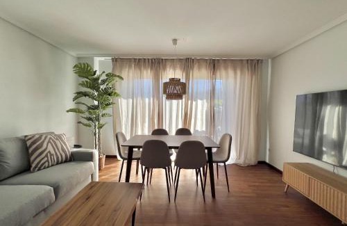 Rianxo Apartment | BaruHaus Piscina Terraza y Parking Rianxo