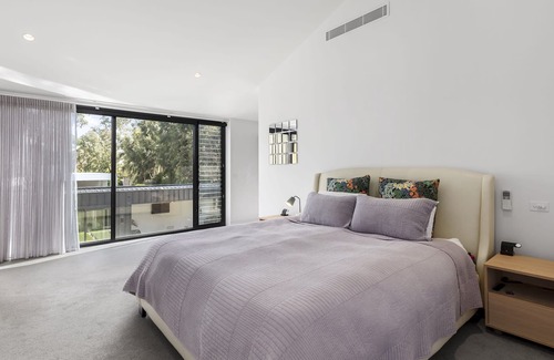 Barwon Heads House | Barwon Heads luxury poolside retreat
