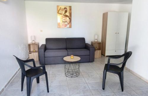 Tartane Apartment | Bas de villa 5 min à pied plage Tartane
