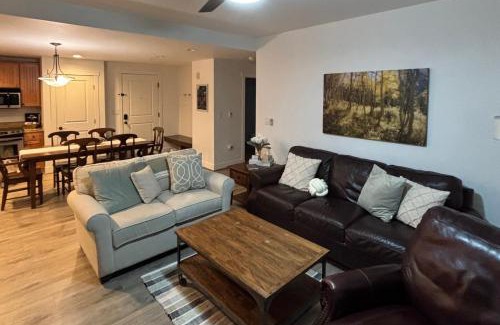 Silvercreek Apartment | Base Camp 202