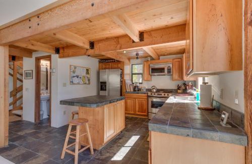 Lake Forest House | Base Camp- Hot Tub, Large Deck, Wood Fireplace, Short Drive to Ski Resorts!