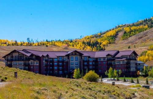 Silvercreek House | Base Camp One 410