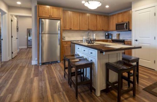 Silvercreek House | Base Camp One 410