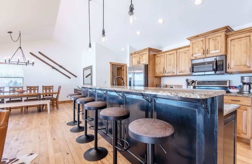 Victor House | Basecamp Stays: Family Fun, Fireplace, & Huge Deck