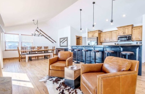 Victor House | Basecamp Stays: Family Fun, Fireplace, & Huge Deck