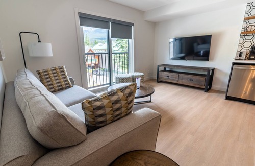 Town Centre Apartment | Basecamp Suites Canmore