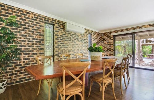 Basin View House | Basin Retreat by Experience Jervis Bay