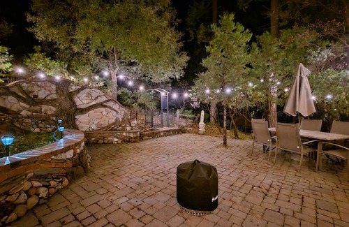 Bass Lake House | Bass Lake Cabin-Pet Friendly