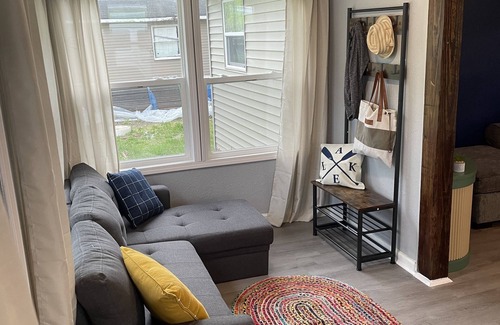 Lakeview Cottage | Bass Lane Inn