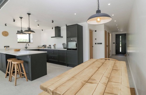 Hatherleigh Cottage | Basswood Barn