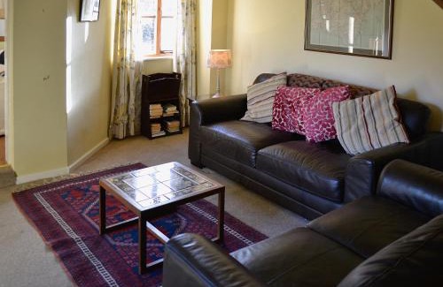 Ottery St Mary House | Bat's Cottage
