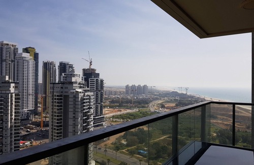 Bat Yam Condo | Bat Yam Sea view 3 bedrooms-Luxury