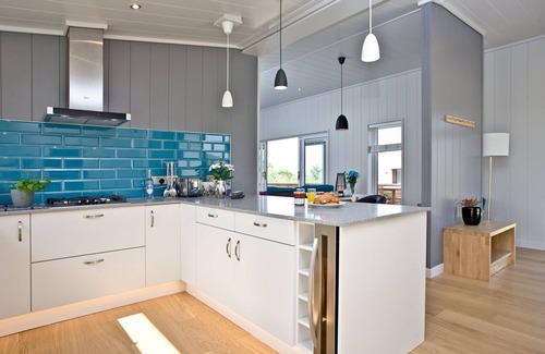 Cheddar Cabin | Batcombe Hollow, Strawberryfield Park