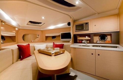 La Rochelle Boat Rental | Bateau de Prestige