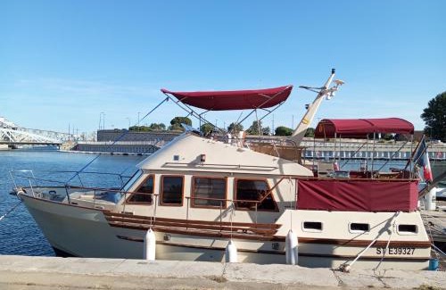 Sete Boat Rental | Bateau PAPAYE