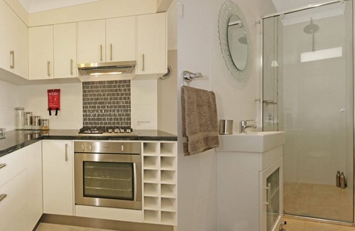 Batehaven House | Batehaven Beauty, Batehaven