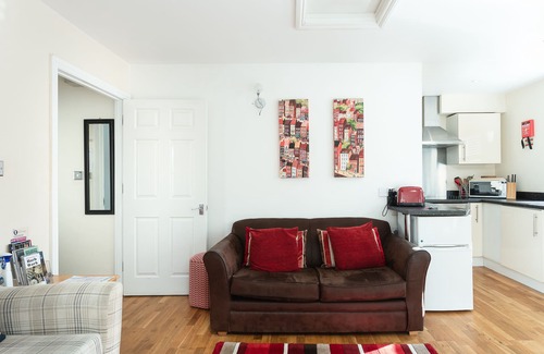 Bath Apartment | Bath Breaks Apartments