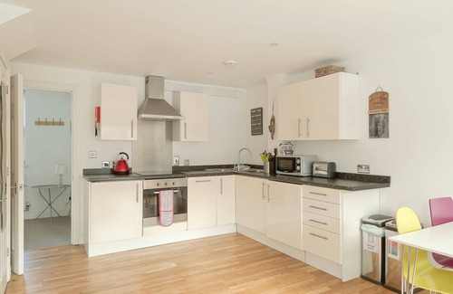 Bath Apartment | Bath Breaks Apartments
