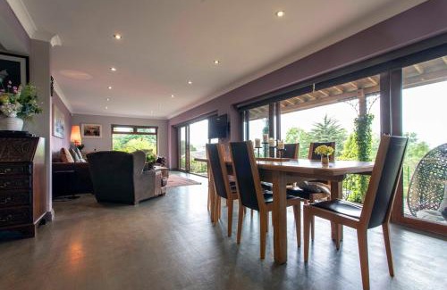 Bath House | Bath Views! 4 bedroom detached private parking 3 cars