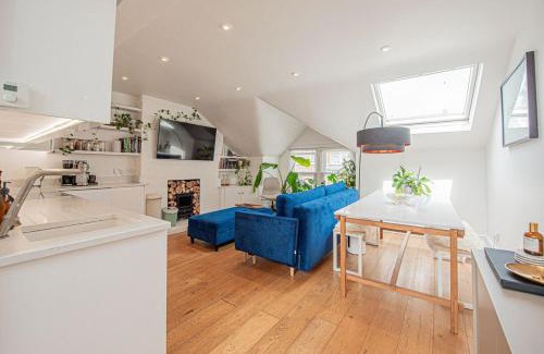 Northcote Apartment | Battersea Rooftop Retreat