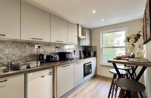 St. Mary's Park Apartment | Battersea Serviced Studio Apartments