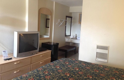 Southeast Springfield Hotel | Battlefield Inn Springfield