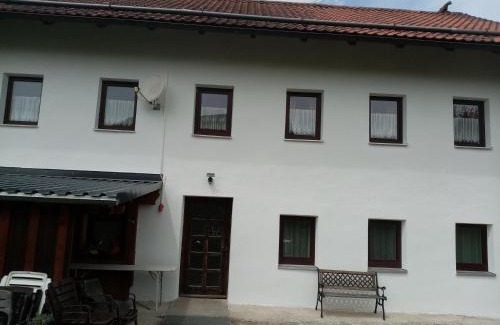 Hutthurm Apartment | Bauernhaus Auberg