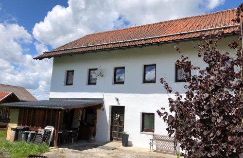Hutthurm Apartment | Bauernhaus Auberg
