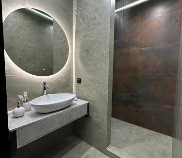 Uralsk Apartment | Bauhaus