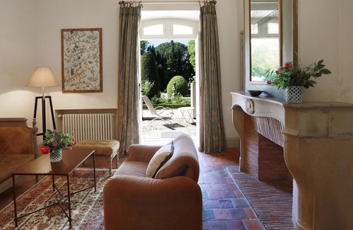 Les Baux-de-Provence Hotel | Baumanière - Les Baux de Provence