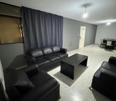 Leon Apartment | BaW Mateos 809P