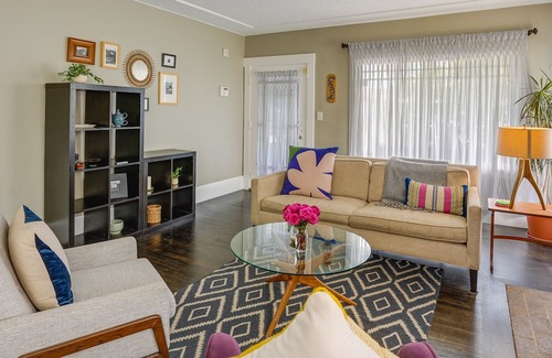 Dimond House | Bay Area Vacation Home ~ 6 Mi to Downtown Oakland!
