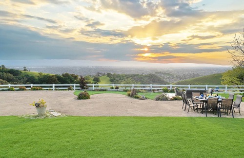 Evergreen Villa | Bay Area Views Retreat and Events @ Veranda Hills