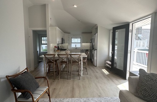 North End Condo | Bay Avenue Beauty!