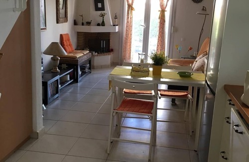 Nikita House | Bay Beach Maisonette