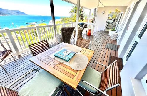 Simon's Town Apartment | Bay Beach Vista-Two Suites with Deck and Sea views