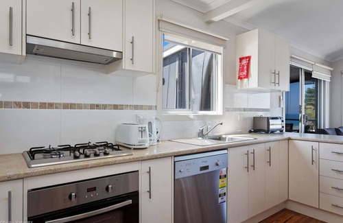 Apollo Bay Cabin | BAY BLISS CABIN - set in a popular caravan park
