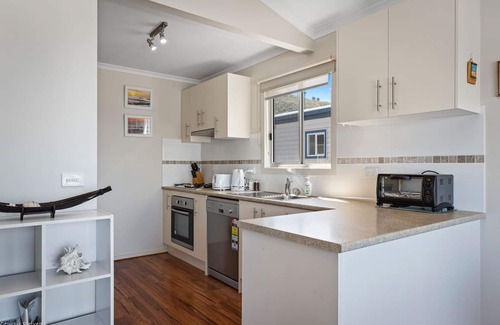 Apollo Bay Cabin | BAY BLISS CABIN - set in a popular caravan park