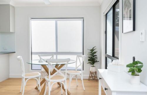 Scarness House | Bay Breeze Beachhouse