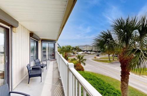 Edisto Island Apartment | Bay Creek Villa - 202