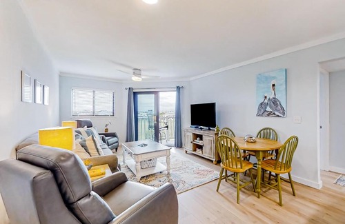 Edisto Island Apartment | Bay Creek Villa - 304