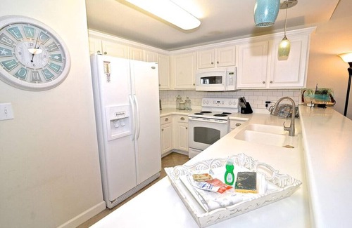Gulf Shores Condo | Bay front - Bay John - boat slips - pier