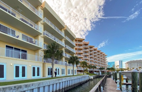 Clearwater Beach Hotel | Bay Harbor 401