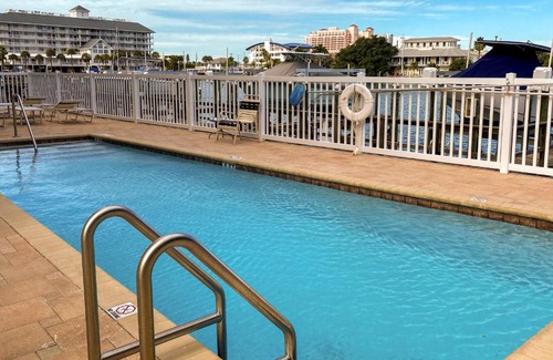 Clearwater Beach Hotel | Bay Harbor 401