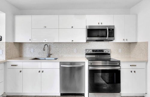 Bay Harbor Islands Apartment | Bay Harbor Sunset