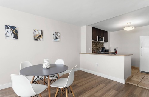 Bay Harbor Islands Apartment | Bay Harbor Sunset Apt 3B