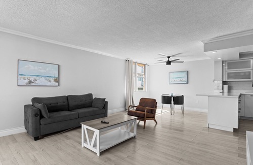 Bay Harbor Islands Apartment | Bay Harbor Sunset Apt 5A