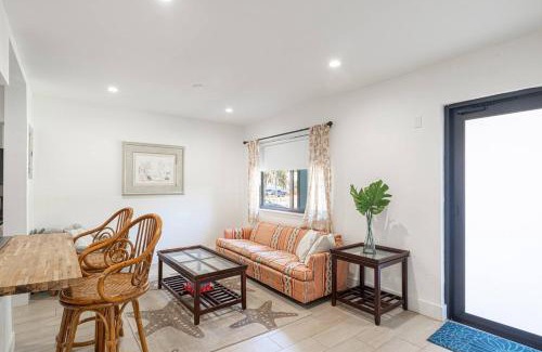 Bay Harbor Islands Apartment | Bay Harbor Unit 4 Perfect 2 Bed 1 Bathprime Lo