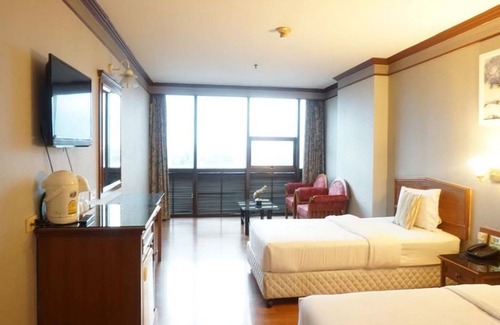 Bang Na Hotel | Bay Hotel Srinakarin